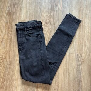 American Eagle black super high rise jegging